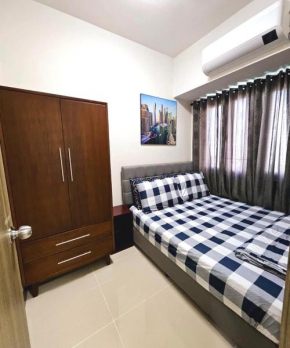 Coast Residences - 1 Bedroom with Balcony near PICC, WTC, Star City & MOA